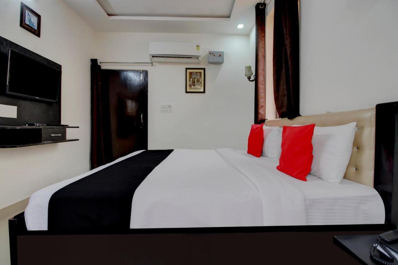 Elegance Resort Mathura Ngoại thất bức ảnh