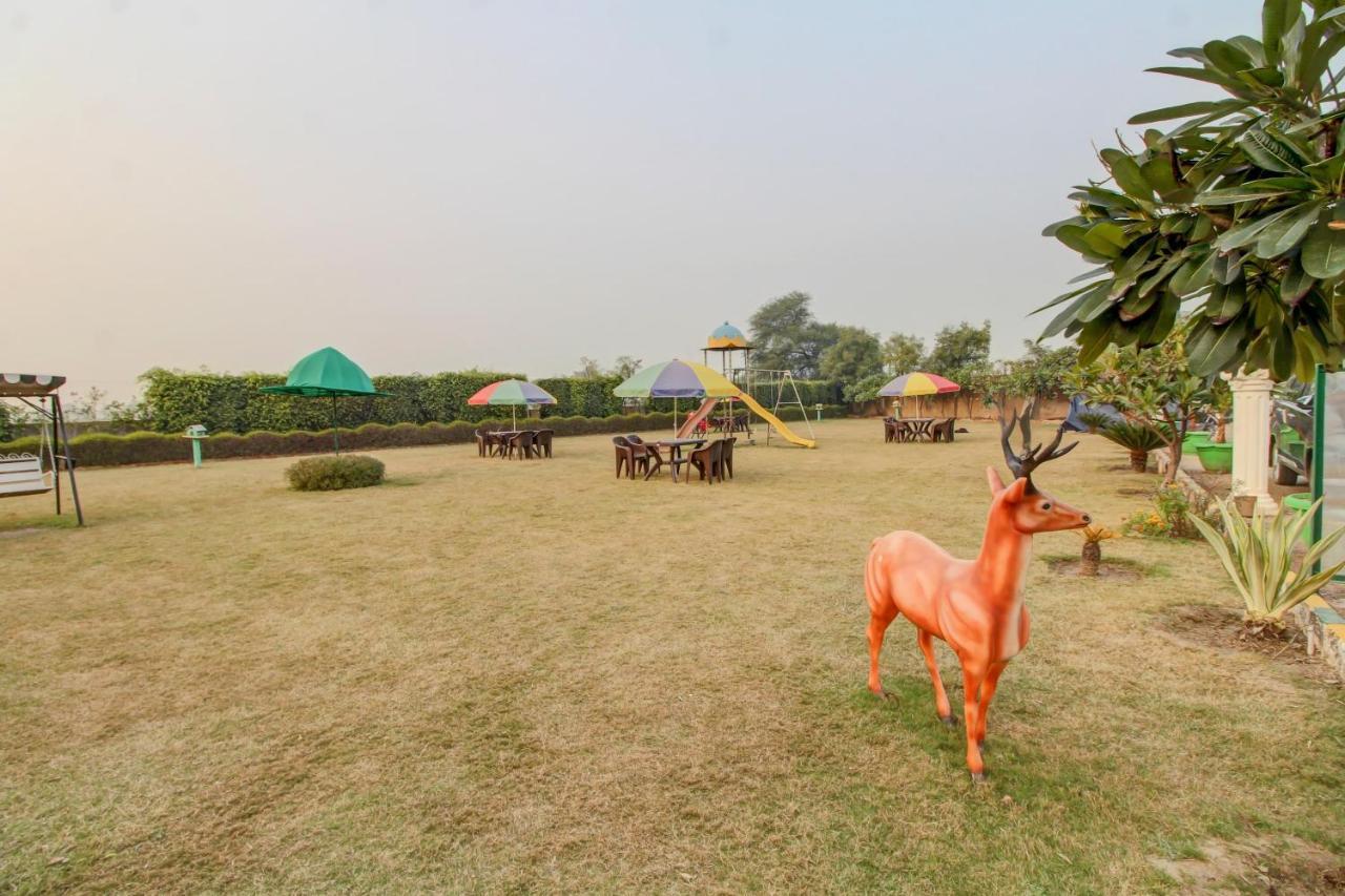 Elegance Resort Mathura Ngoại thất bức ảnh