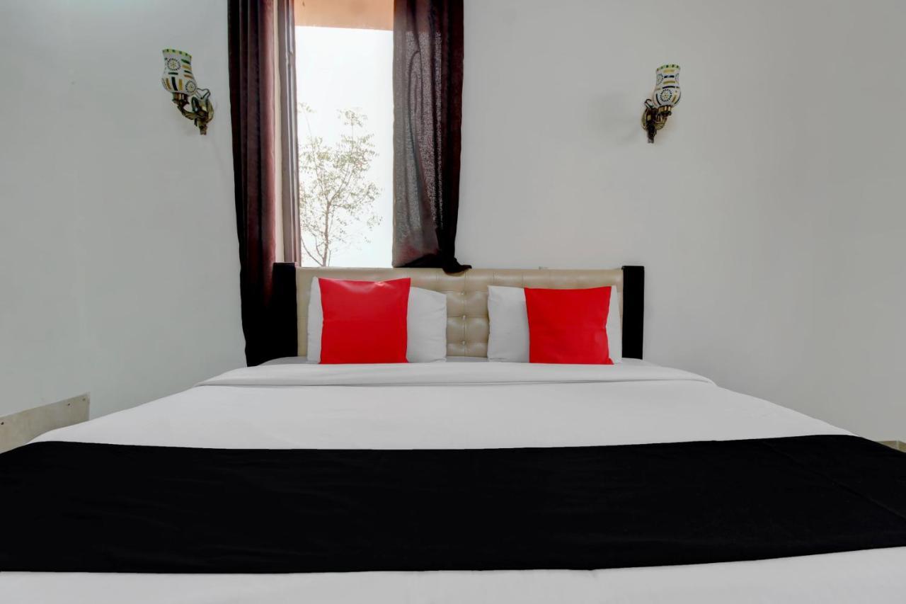 Elegance Resort Mathura Ngoại thất bức ảnh